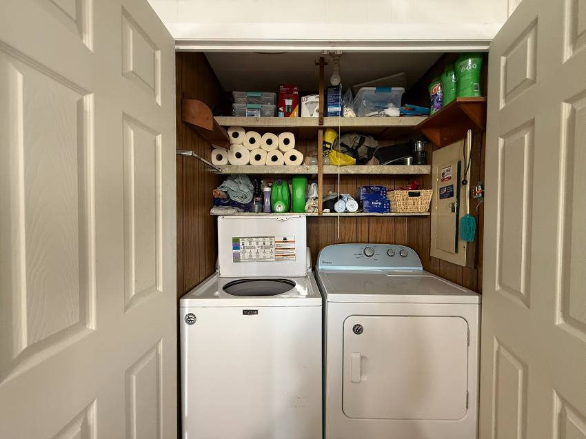 209 Denmark Dr a Ellenton, FL Mobile or Manufactured Home for Sale